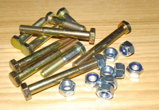 boltsmall1