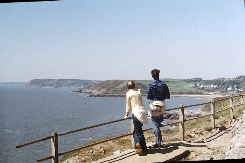 Easter 1980? Resized_image592.jpg