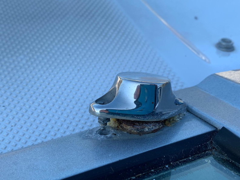 Corroded window catch WhatsApp Image 2019-03-08 at 17.51.08.jpg