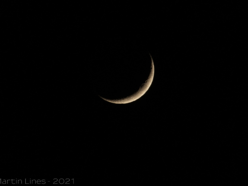 9% Waxing Crescent Moon