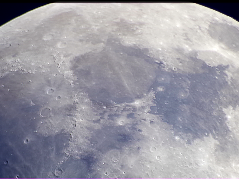 Moon-220421