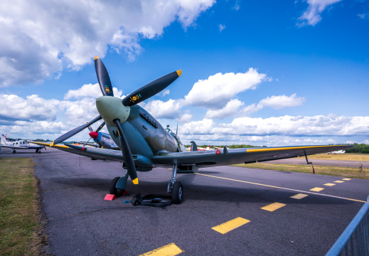 FB  A7R1061
