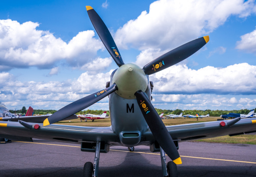 FB  A7R1066