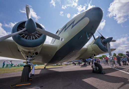 FB  A7R1103
