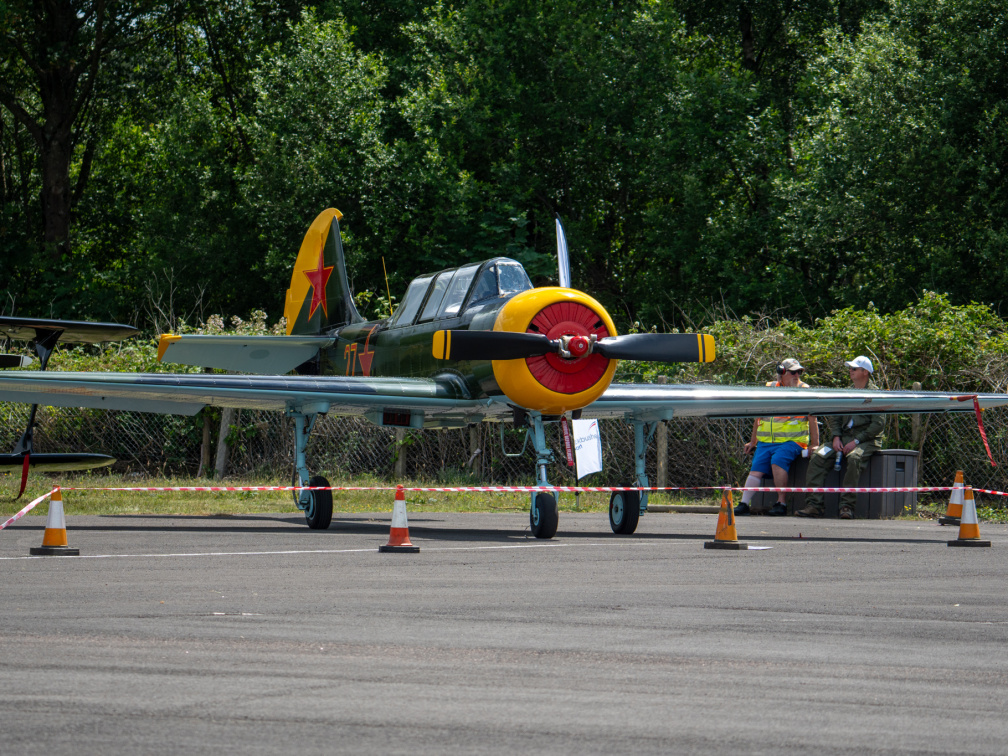 FB  A670379